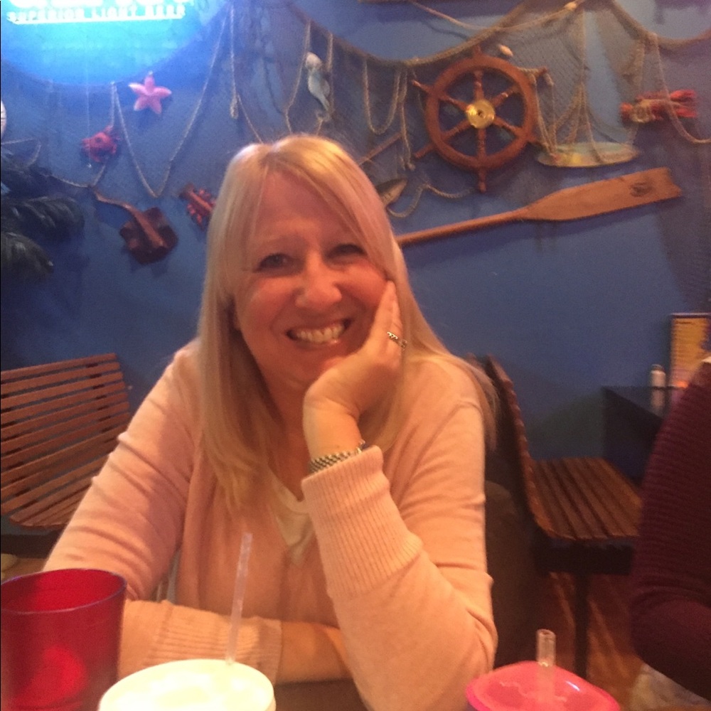 Meet your Posher, Kelly